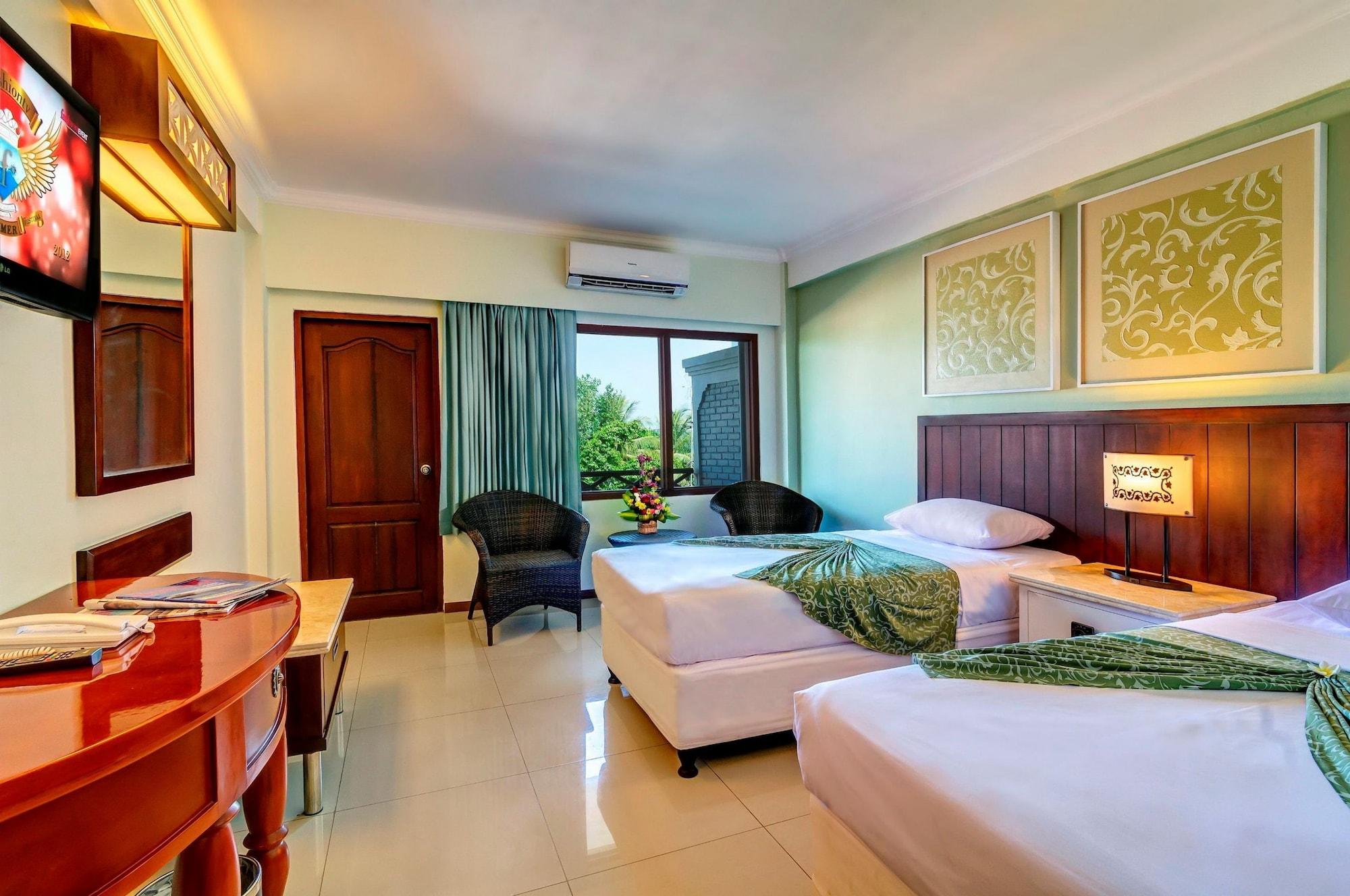 Kuta One Party Hotel Kuta Lombok Exterior foto