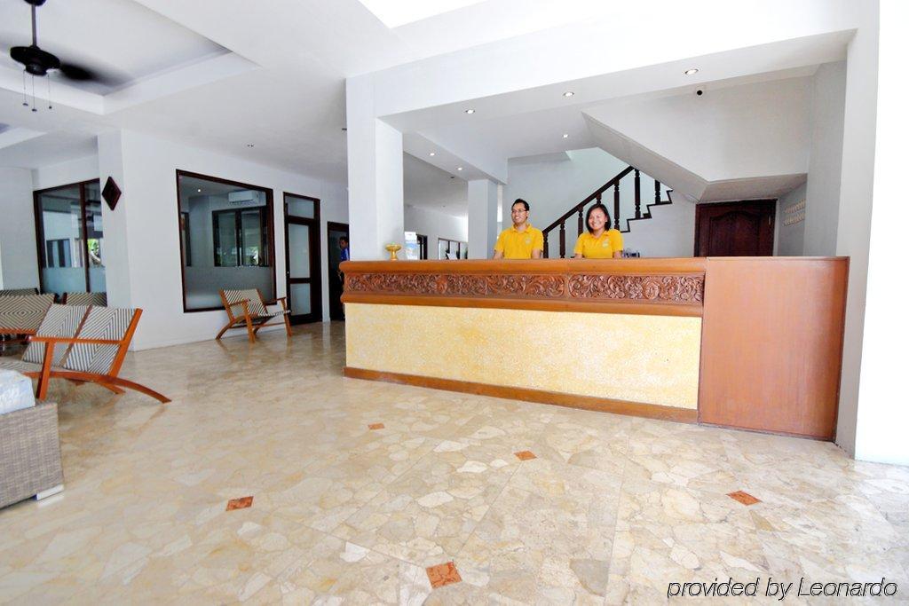 Kuta One Party Hotel Kuta Lombok Exterior foto